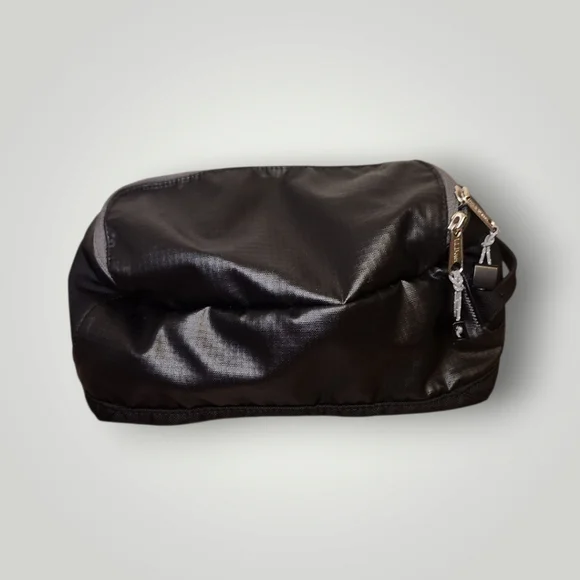 L.L. Bean Black Men's travel cluch Bag - Picture 6 of 10